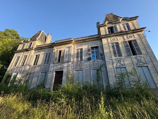 Casa di lusso a Sauveterre-de-Guyenne, Gironda