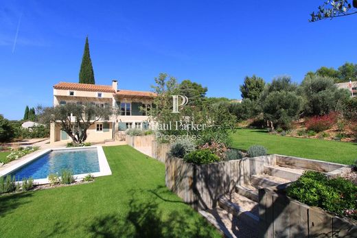 Villa in Fontvieille, Bouches-du-Rhône