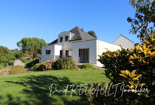 Maison de luxe à Elven, Morbihan