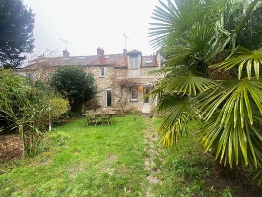 Maison de luxe à Villiers-Saint-Fréderic, Yvelines