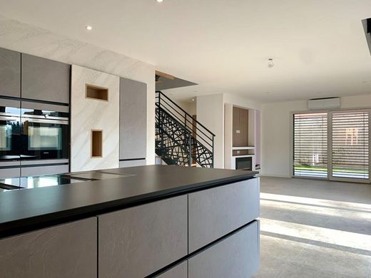 Maison de luxe à Belfort, Territoire de Belfort