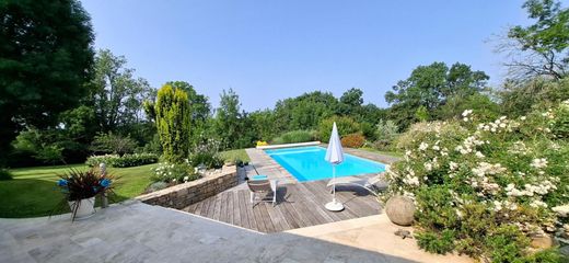 Luxury home in Cras-sur-Reyssouze, Ain