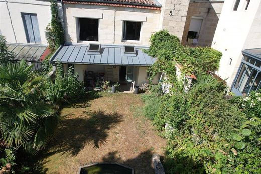 Luxury home in Bordeaux, Gironde