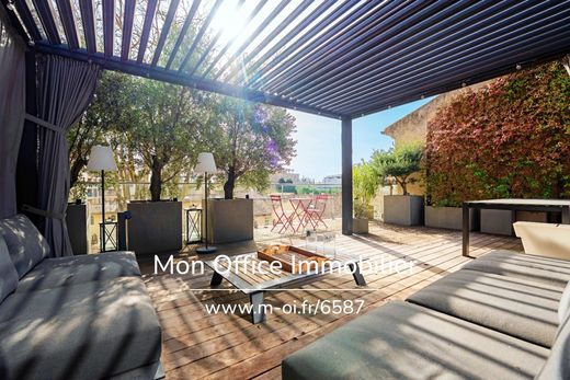 Villa a Aix-en-Provence, Bocche del Rodano
