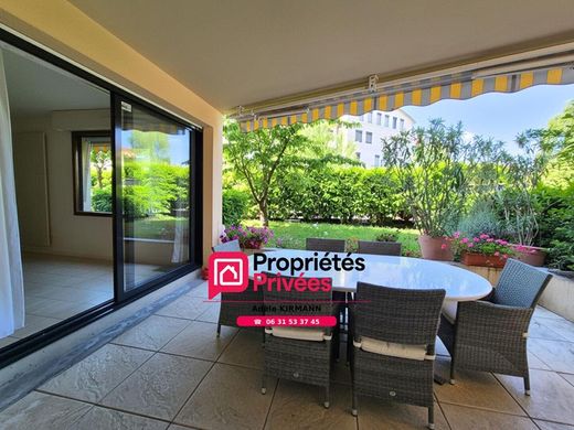Apartment in Ferney-Voltaire, Ain