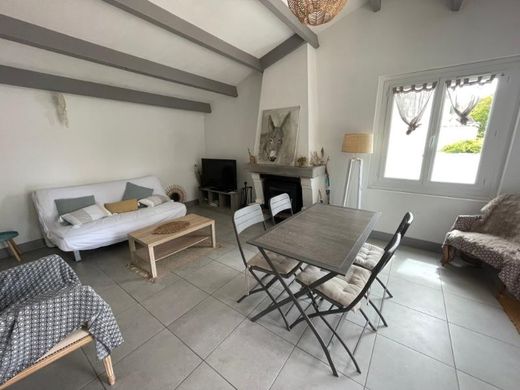 Luxe woning in La Couarde-sur-Mer, Charente-Maritime