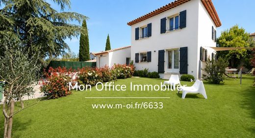 Villa in Aix-en-Provence, Bouches-du-Rhône