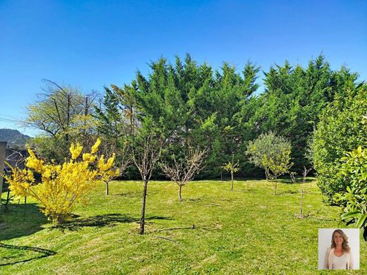 Luxury home in Saint-Maximin-la-Sainte-Baume, Var