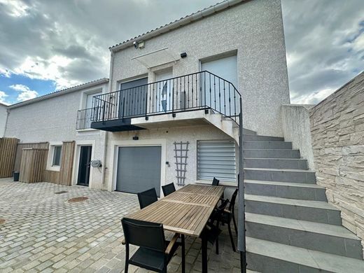 Luxus-Haus in Frontignan, Hérault