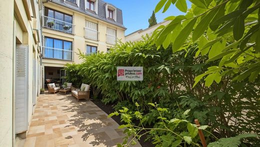 Apartment in Versailles, Yvelines