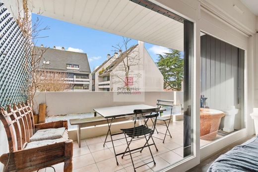 Apartment in Fourqueux, Yvelines