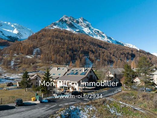 Πολυτελή κατοικία σε Le Monêtier-les-Bains, Hautes-Alpes