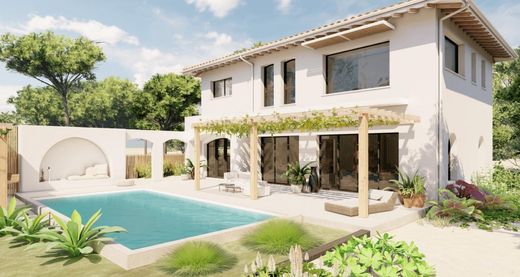 Luxury home in Capbreton, Landes