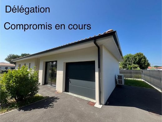 Luxury home in Le Teich, Gironde