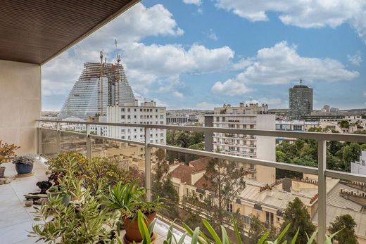 Apartment in Motte-Picquet, Commerce, Necker, Paris