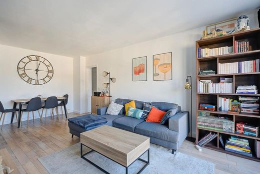 Apartment in La Garenne-Colombes, Hauts-de-Seine