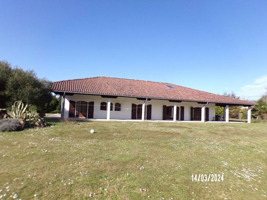 Villa en Soustons, Landas
