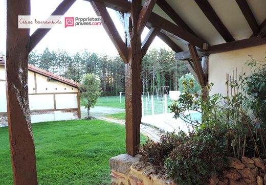 豪宅  Villenave, Landes