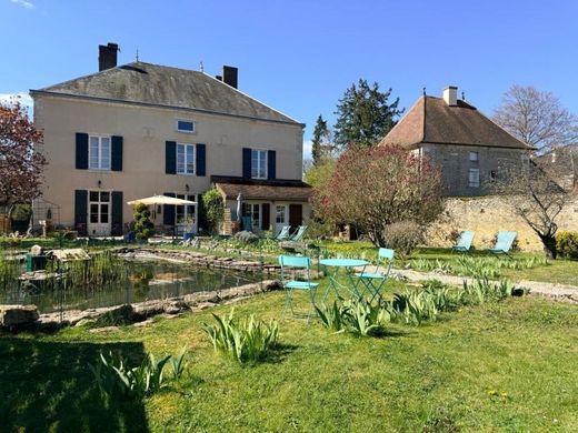 Villa in Commarin, Cote d'Or