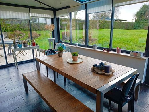 Casa di lusso a Carcagny, Calvados