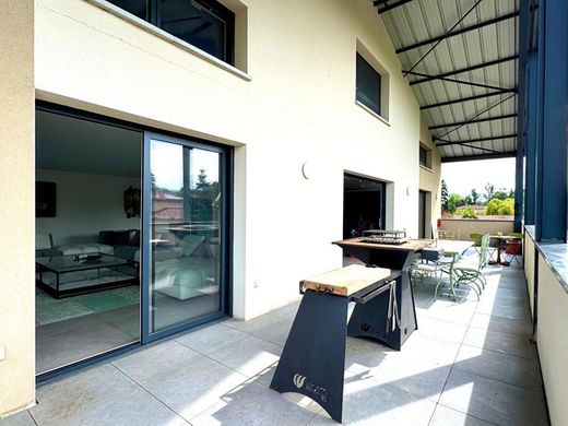 Apartment in Brindas, Rhône