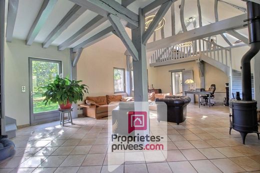 Luxury home in Presnoy, Loiret