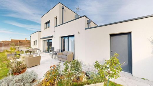 Элитный дом, Олива, Loiret