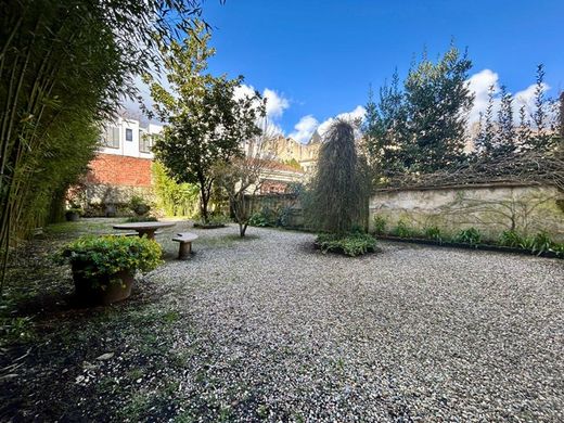 Luxury home in Bordeaux, Gironde