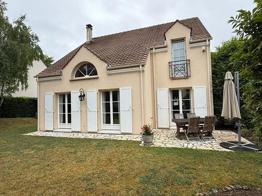 Luxury home in Auvers-sur-Oise, Val d'Oise