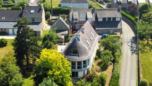 Cancale, Ille-et-Vilaineの高級住宅