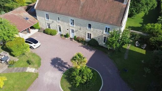 Luxury home in Bayeux, Calvados