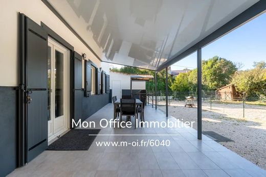 Villa in Mimet, Bouches-du-Rhône