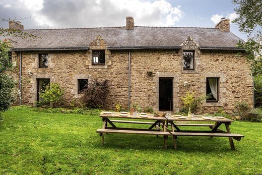 Luxus-Haus in Pluvigner, Morbihan