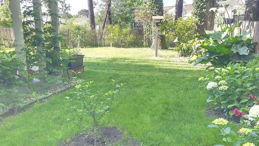 Apartment in Pessac, Gironde