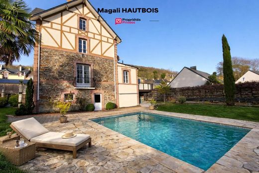 Luxury home in Saint-Jean-le-Thomas, Manche