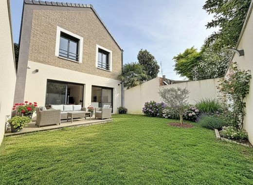 Lüks ev Villejuif, Val-de-Marne
