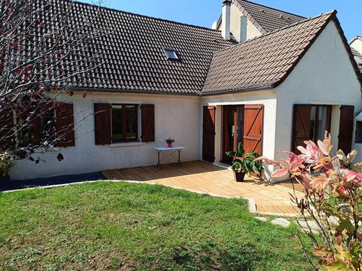 Casa de lujo en Vernouillet, Yvelines