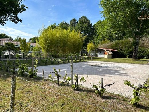 Luxury home in Carcans, Gironde