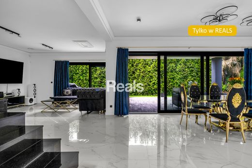 Maison de luxe à Michałowice, Powiat pruszkowski