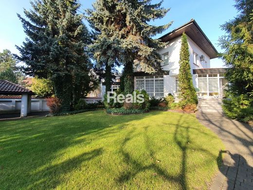 ‏בתי יוקרה ב  ורשה, Warszawa