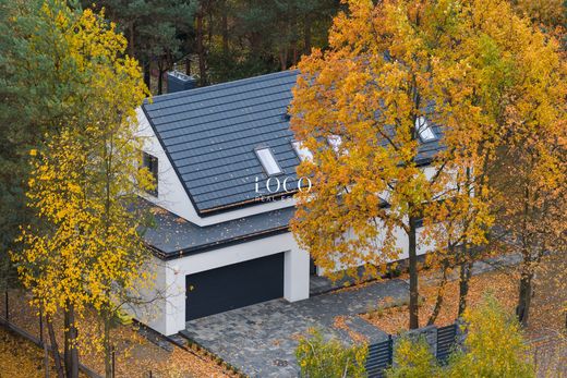 Luxe woning in Rozalin, Powiat pruszkowski