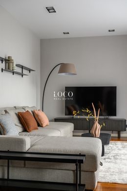 Apartment / Etagenwohnung in Warschau, Warszawa