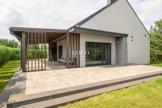 منزل ﻓﻲ Wieliszew, Powiat legionowski