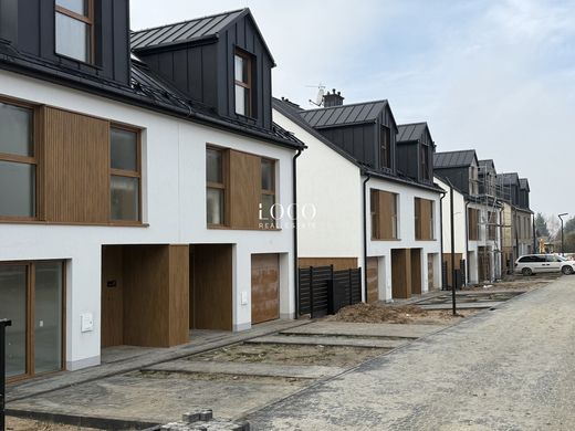 豪宅  Grabówki, Powiat wielicki