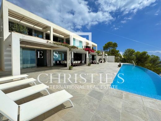 Villa in Santa Eulària des Riu, Balearen Inseln