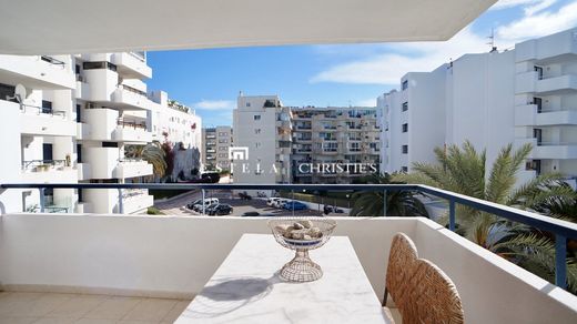 Apartment / Etagenwohnung in Ibiza, Balearen Inseln