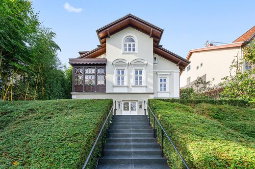 Villa a Klosterneuburg, Politischer Bezirk Tulln