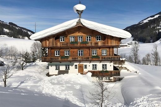 호화 저택 / Jochberg, Politischer Bezirk Kitzbühel