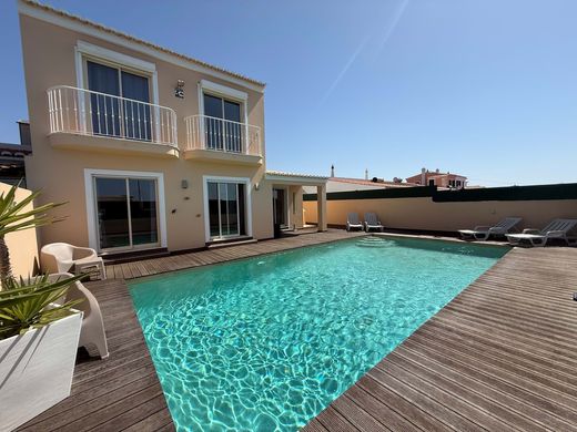 Villa Lagos, Distrito de Faro
