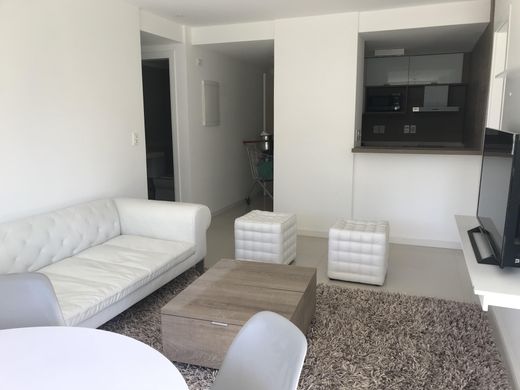 부동산 / Punta del Este, Punta Del Este